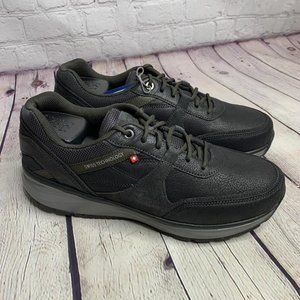 NWT Joya Shoes Men's Trainers